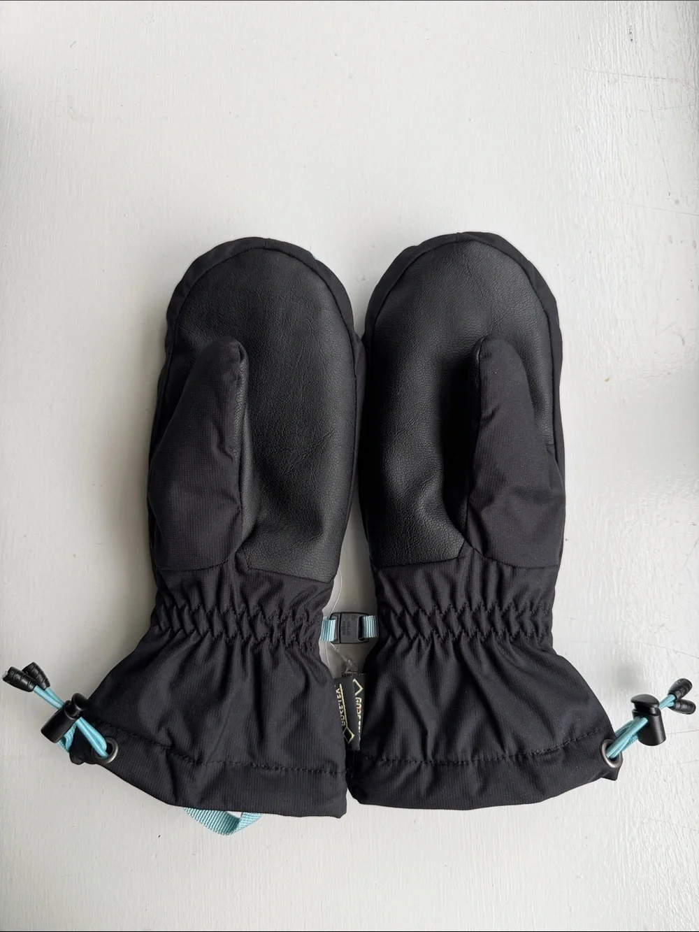 The North Face Youth M Black & Light Blue Patterned Ski Mittens